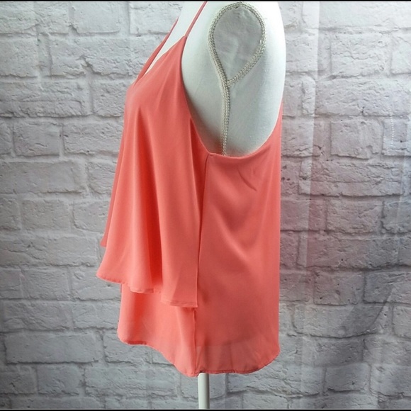 Coral. Size M. Razor back spaghetti strap top - Picture 4 of 5